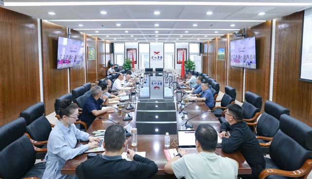 集團召開9月份安全例會 對雙節(jié)期間安全生產工作再安排再部署(圖1)