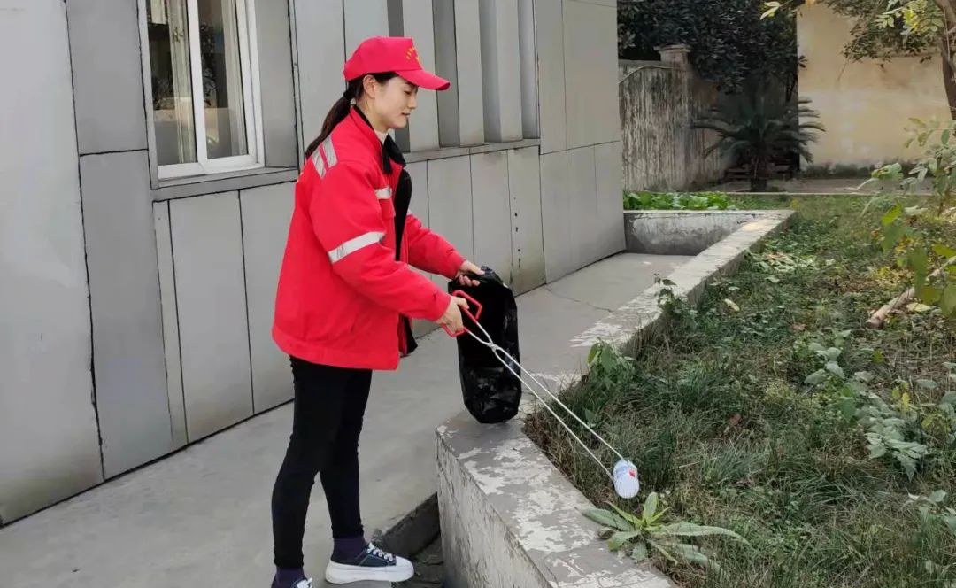 化機公司:爭創(chuàng)文明典范城,志愿服務(wù)我先行(圖2) 圖片